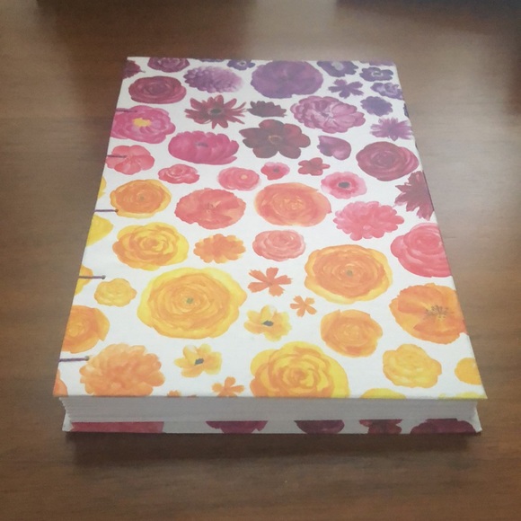 Handmade flower book-binder journal - Picture 5 of 5